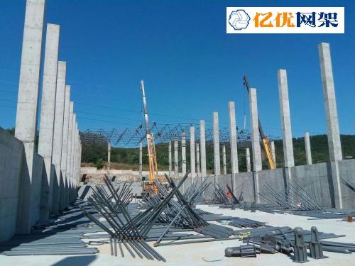 拉萨料棚网架设计